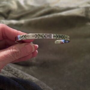 Silver Leaf Patterned Bracelet